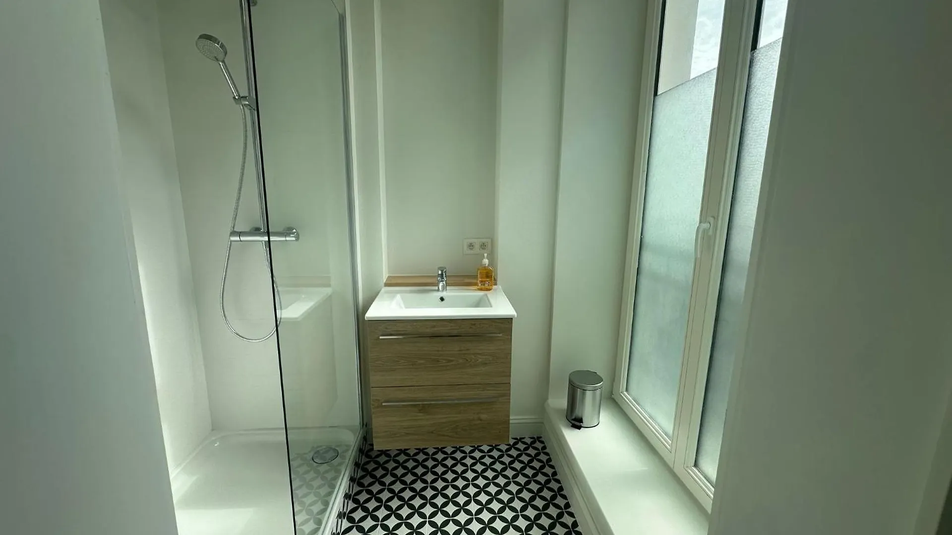 Self Check In Ixelles Apartment Retreat In The Heart Of 布鲁塞尔